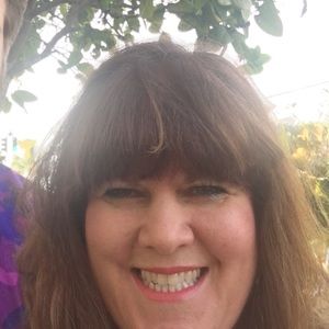 Meet your Posher, Monica